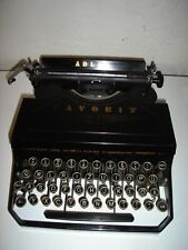 MACCHINA DA SCRIVERE ANTICA D'EPOCA  E RARA-PORTATILE - ADLER  FAVORIT ANNO 1926