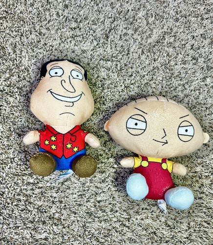 Peluche family guy - family,