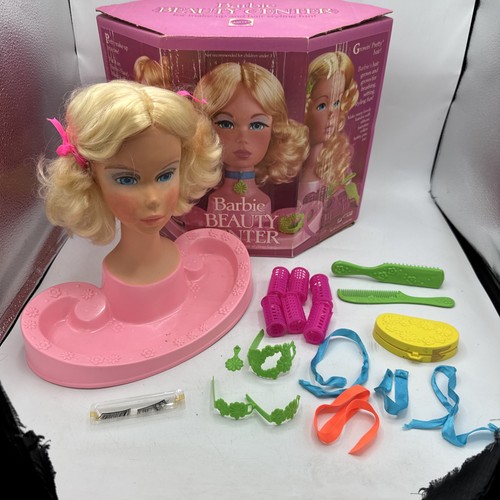 Barbie beauty center playset - beauty,