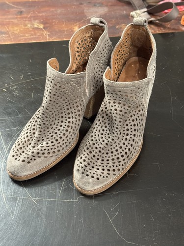 Jeffrey campbell rosalee - campbell,