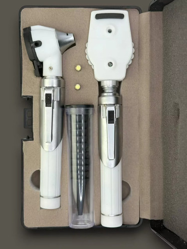 Otoscopio oftalmoscopio - otoscopio, e
