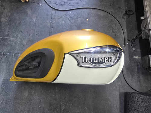 Serbatoio benzina triumph - serbatoio,
