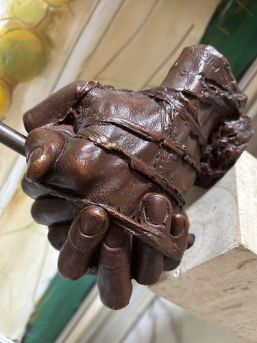Mitoraj igor les mains - les, 1978