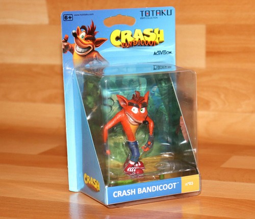 Totaku crash bandicoot figure - bandicoot,