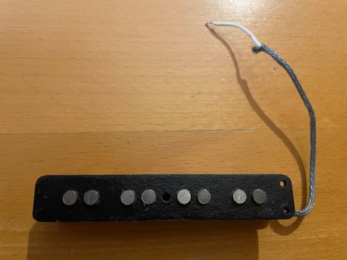 Fender jazz bass - fender, pickup