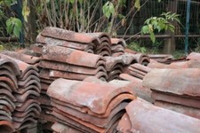 Lotto da n.100 Tegole antiche fatte a mano in Cotto, Coppi per tetto