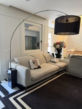 LAMPADA AD ARCO. STELO RETTANGOLARE