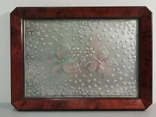 VASSOIO CON BASSORILIEVO FIRMA