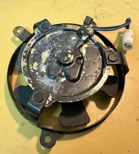 Ducati 748 916 radiator fan - 916,