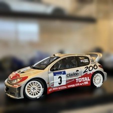 AUOTart 1/18 2002 Peugeot 206