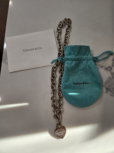 Collana please return to - please,