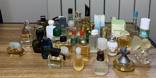 Lotto circa mini profumi - 40,