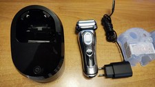 BRAUN SERIE 9PRO Rasoio Elettrico per Uomo Wet &Dry con Dock ricarica e Pulizia