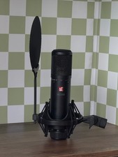 sE Electronics sE2200