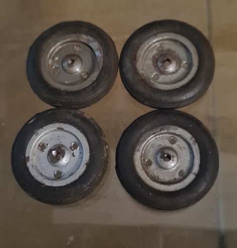 Roues camion tôle - roues,