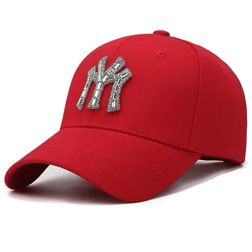 Casquette rouge avec - casquette,