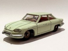 DINKY TOYS 524 / PANHARD 24 C / Scala 1:43 - Made in France MC112526