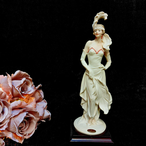 Figurina florence armani - figurina,