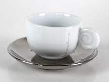 Tazzina da caffè con piattino