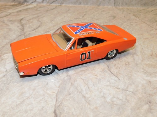Racing champions dukes - racing,