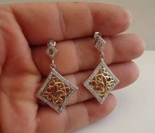 Orecchini pendenti a goccia