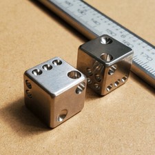 TC4 Dadi 14mm Refrigerato Vino