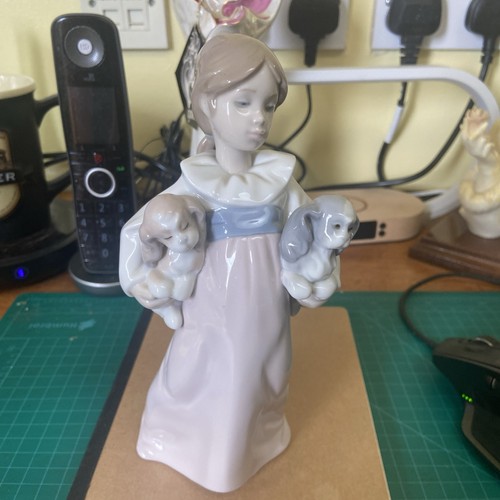 Figurina lladro arms full - arms, of