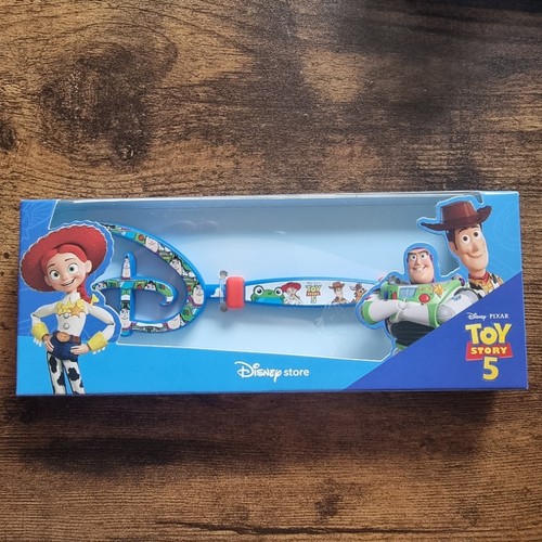 Toy story collectible key - 5,