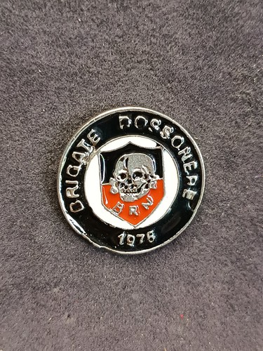 Old pins pin badge - old,