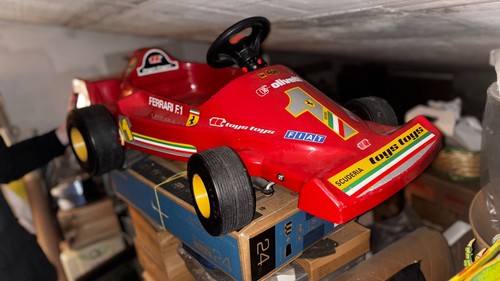 Toys ferrari auto - f1, a