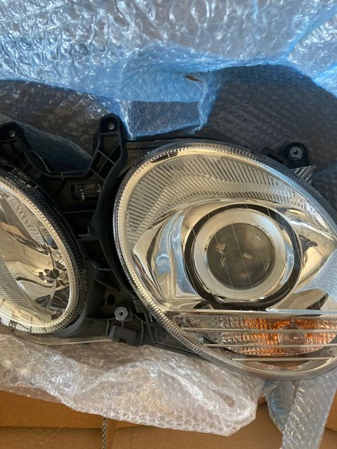 Faro anteriore destro mercedes - faro,