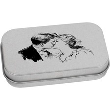 'Vintage Couple Kissing' Metal