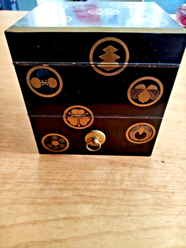 Makie boîte bois laqué - laqué, noir