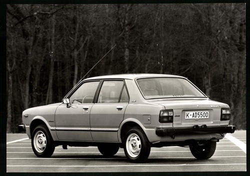 Fotografia auto toyota tercel - auto,