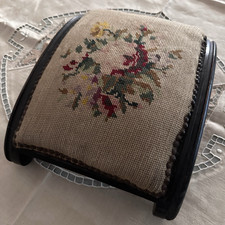 Vecchio poggiapiedi -