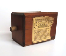 Fotocamera stenopeica vintage