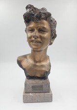 scultura bronzo "Scugnizzo"