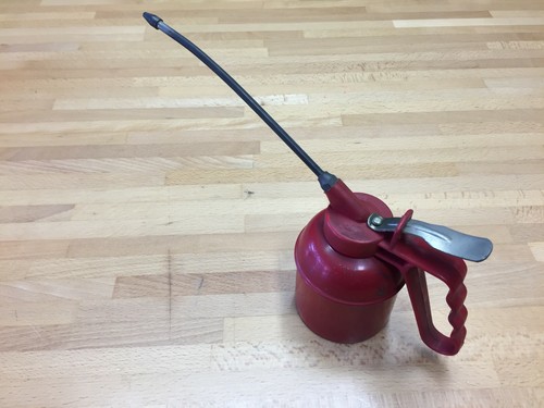 Oliatore metallo a - metallo,