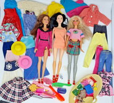 Barbie lotto abiti accessori