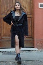 Silvian heach black long coat with faux fur sixe Xs