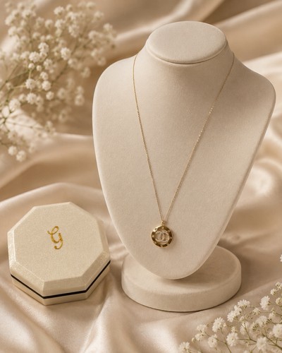 Collana con ciondolo - , c