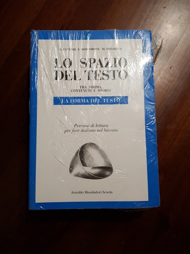 Spazio del testo tra - testo,