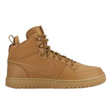 AA0547-700 Nike Court Borough