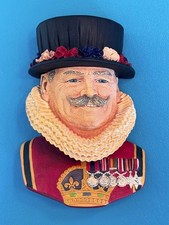 BOSSONS BEEFEATER IN EXCELLENT