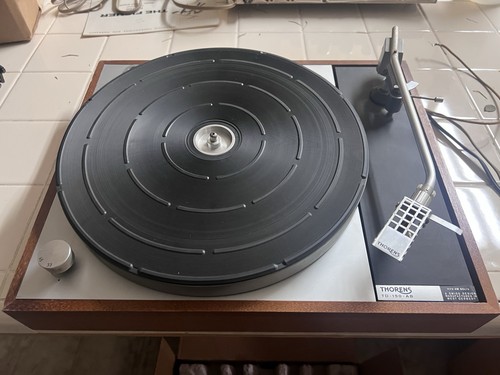 Thorens 150 turntable works - thorens,