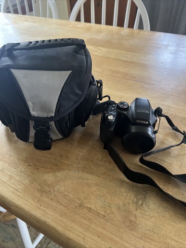 Fujifilm finepix s2000hd - finepix,
