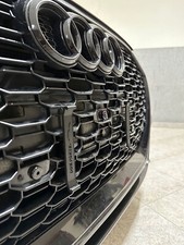 Clip Portatarga Removibili per Audi RS 8V – Griglia a Nido d'ape