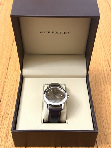 Burberry the city wristwatch - burberry,