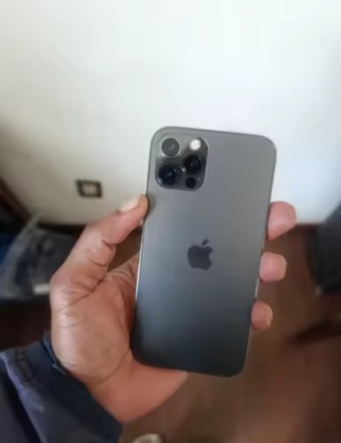 Apple iphone pro - -,