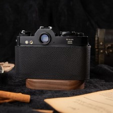 Custodia mezza fotocamera in